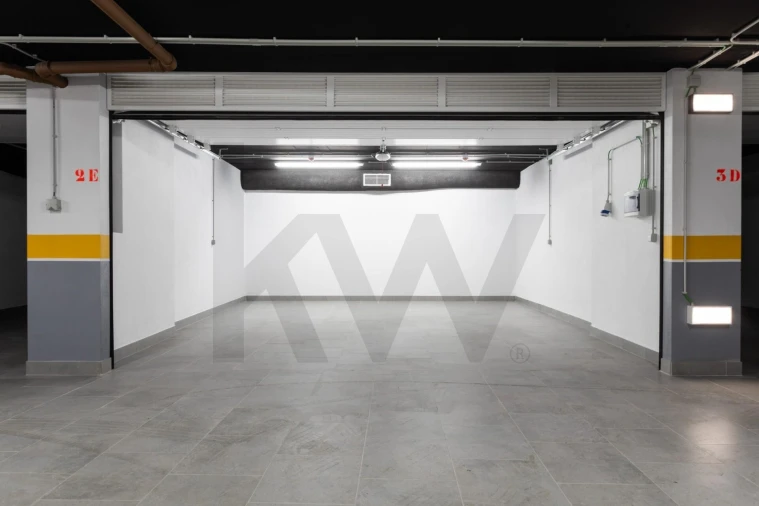 Apartamento T3 para Venda em Carnaxide e Queijas Foto 54