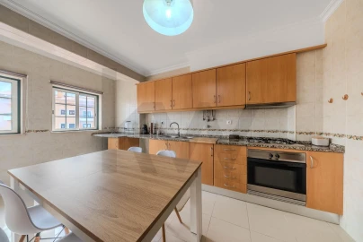 Apartamento T3 para Venda em Benavente