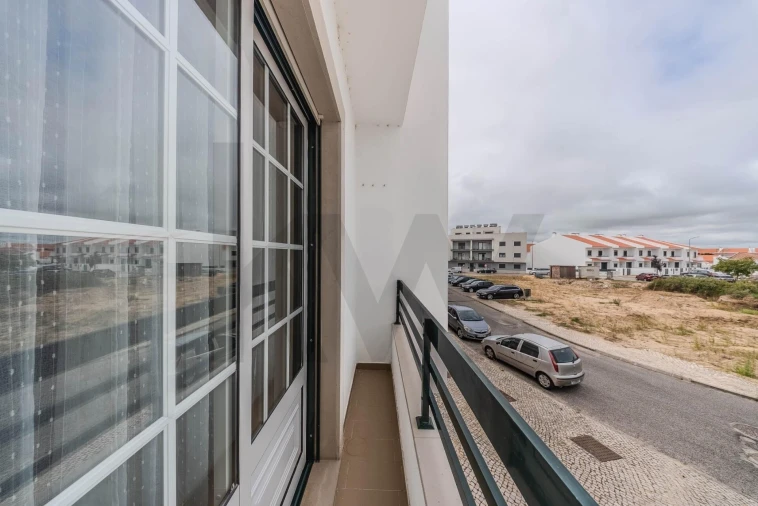 Apartamento T3 para Venda em Benavente Foto 4