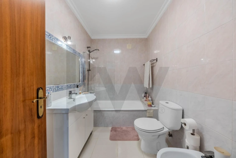 Apartamento T3 para Venda em Benavente Foto 17
