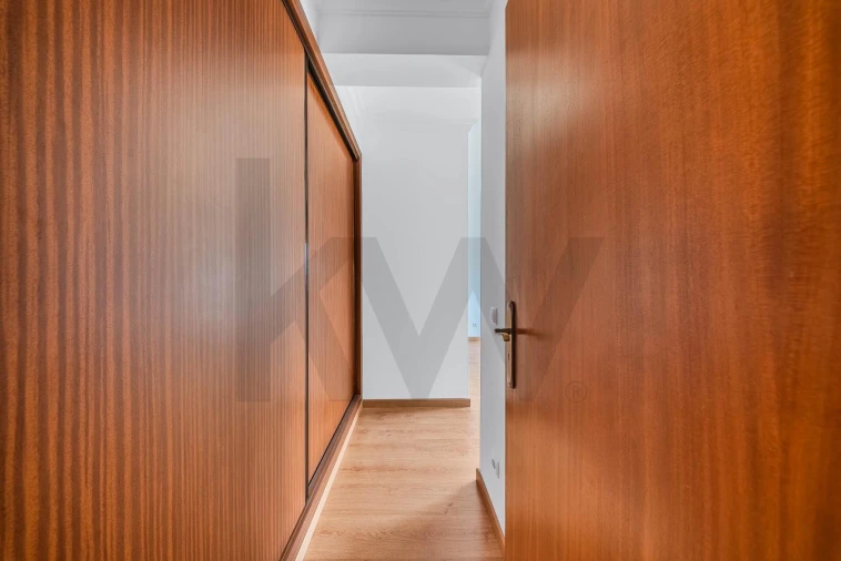 Apartamento T3 para Venda em Benavente Foto 16