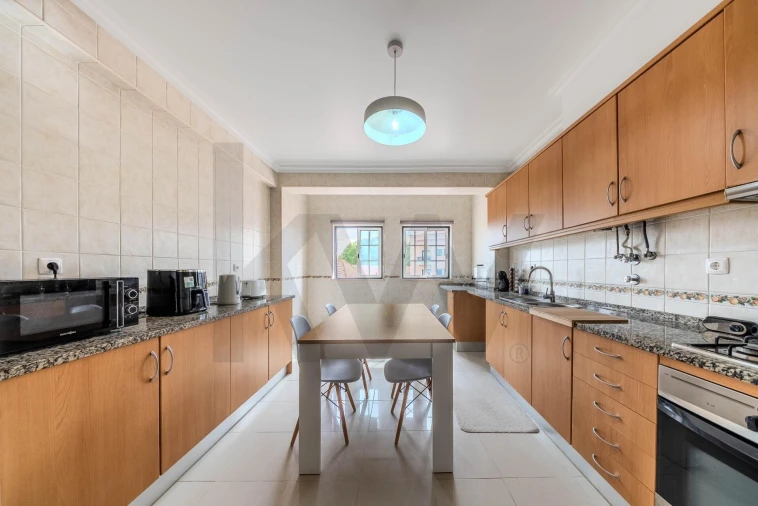 Apartamento T3 para Venda em Benavente Foto 7