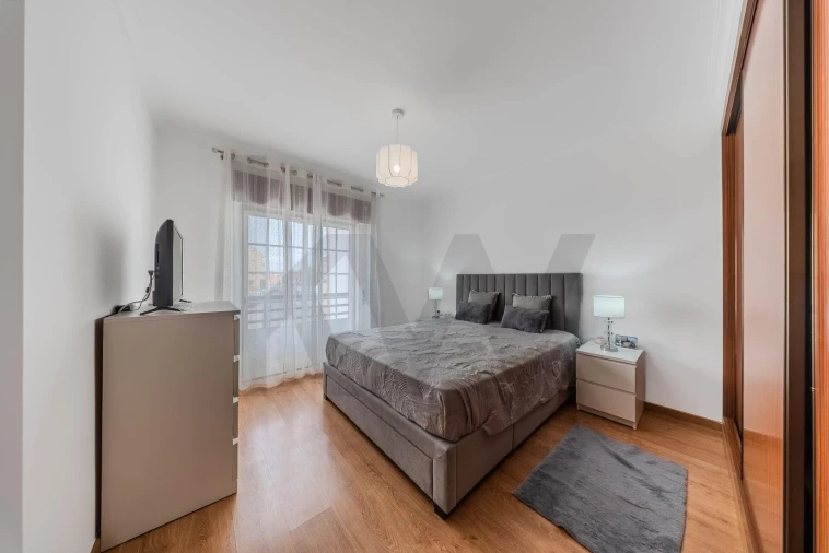 Apartamento T3 para Venda em Benavente Foto 10
