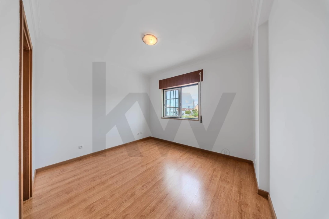Apartamento T3 para Venda em Benavente Foto 15