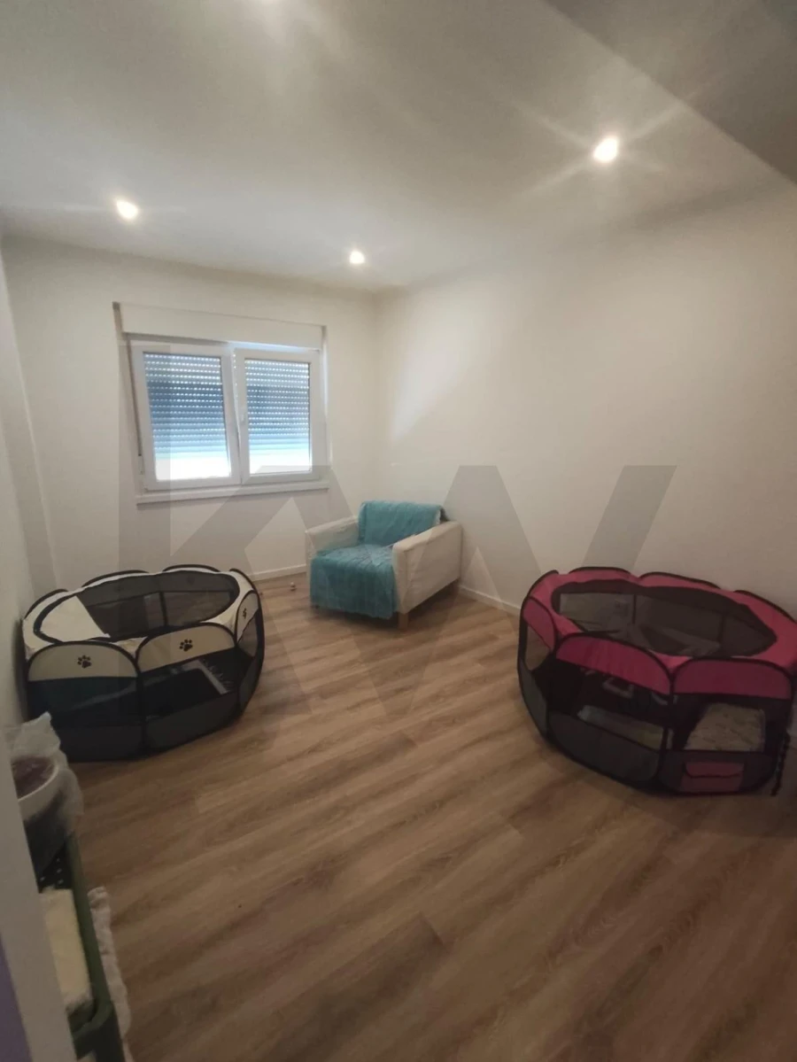 Apartamento T2 para Venda em Amora Foto 6