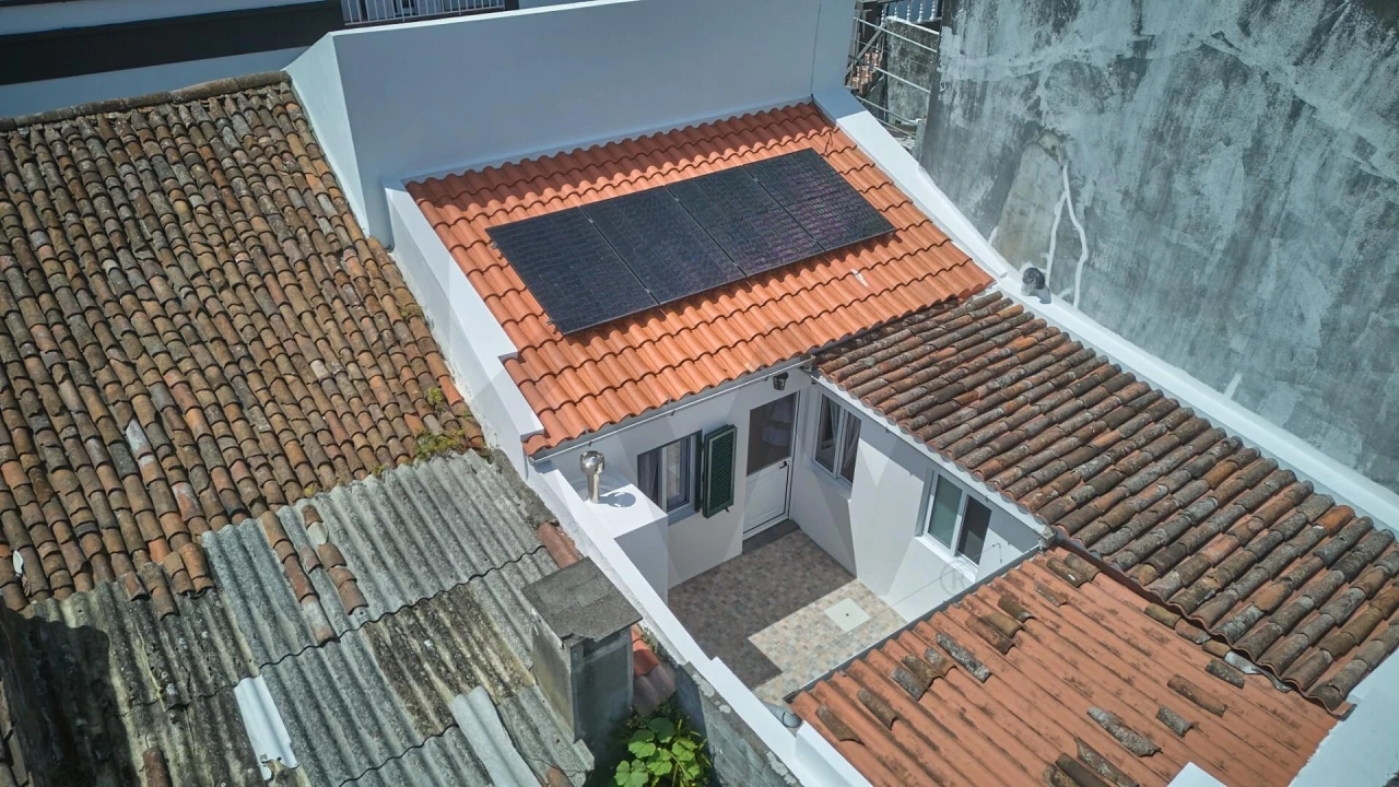 Moradia T2 para Venda em Fajã de Baixo Foto 2