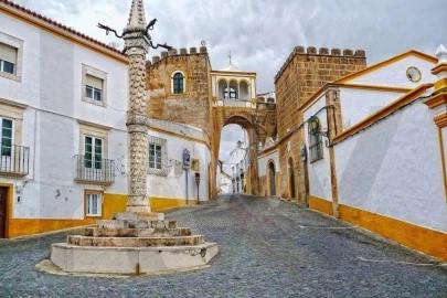 Moradia T2 para Venda em Barbacena e Vila Fernando