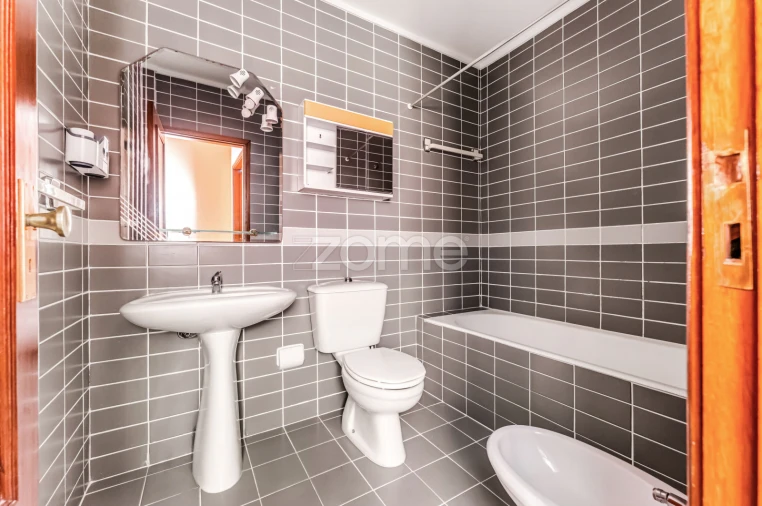 Apartamento T1 para Venda em Mafamude e Vilar do Paraíso Foto 10