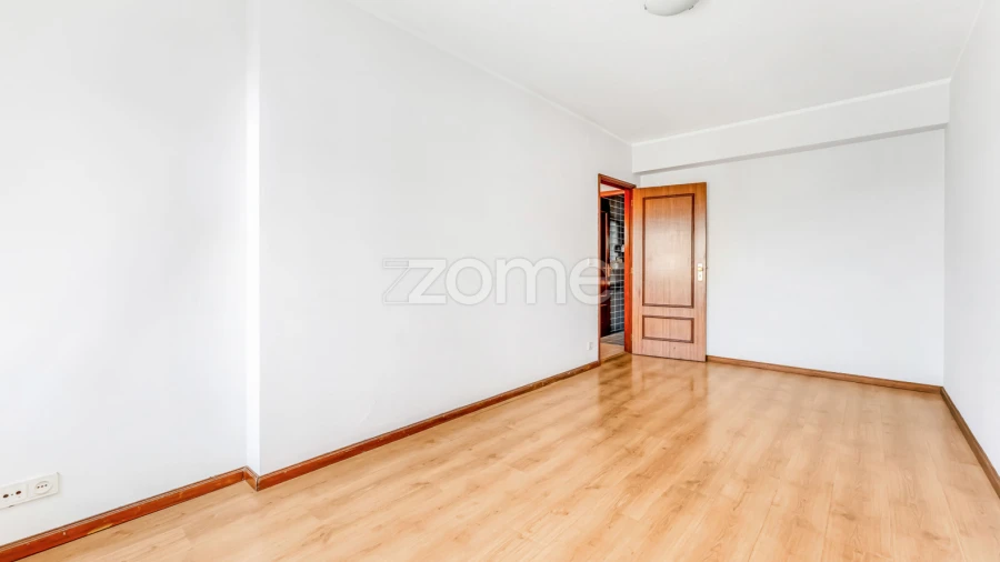 Apartamento T1 para Venda em Mafamude e Vilar do Paraíso