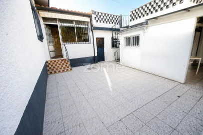 Moradia T3 para Venda em Custóias, Leça do Balio e Guifões