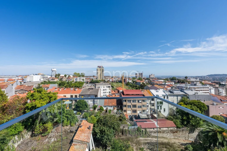 Apartamento T3 para Venda em Cedofeita, Santo Ildefonso, Sé, Miragaia, São Nicolau e Vitória Foto 23