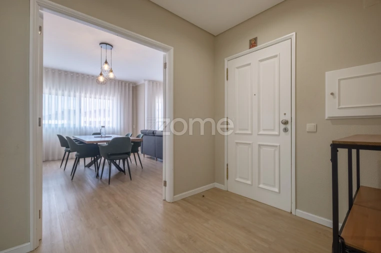 Apartamento T3 para Venda em Fânzeres e São Pedro da Cova Foto 2