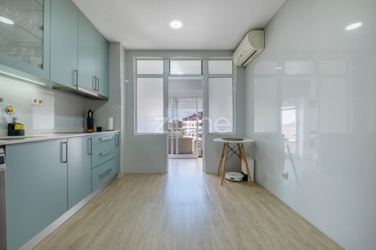 Apartamento T3 para Venda em Fânzeres e São Pedro da Cova Foto 14