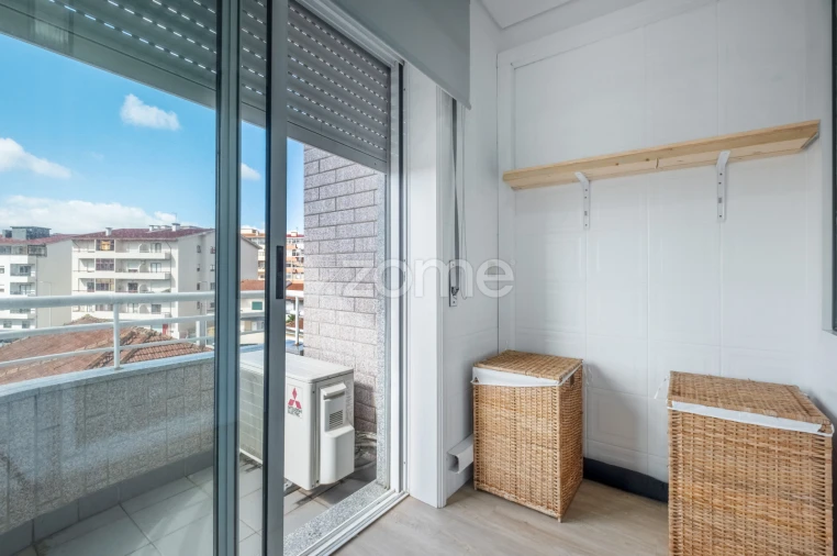 Apartamento T3 para Venda em Fânzeres e São Pedro da Cova Foto 16