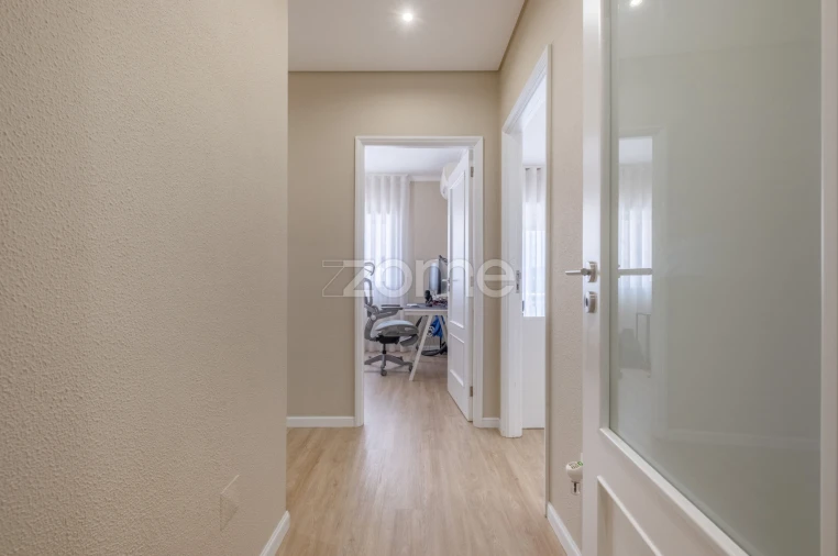 Apartamento T3 para Venda em Fânzeres e São Pedro da Cova Foto 20