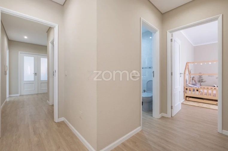 Apartamento T3 para Venda em Fânzeres e São Pedro da Cova Foto 40