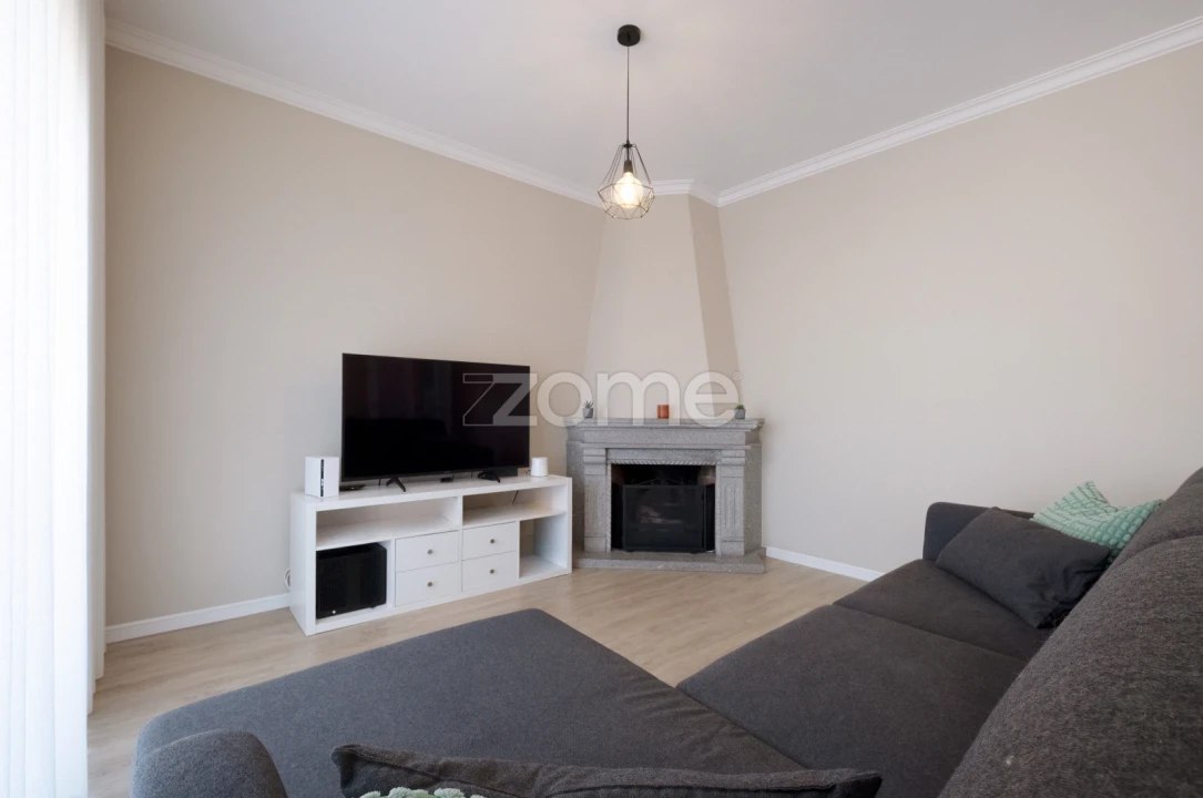 Apartamento T3 para Venda em Fânzeres e São Pedro da Cova Foto 5