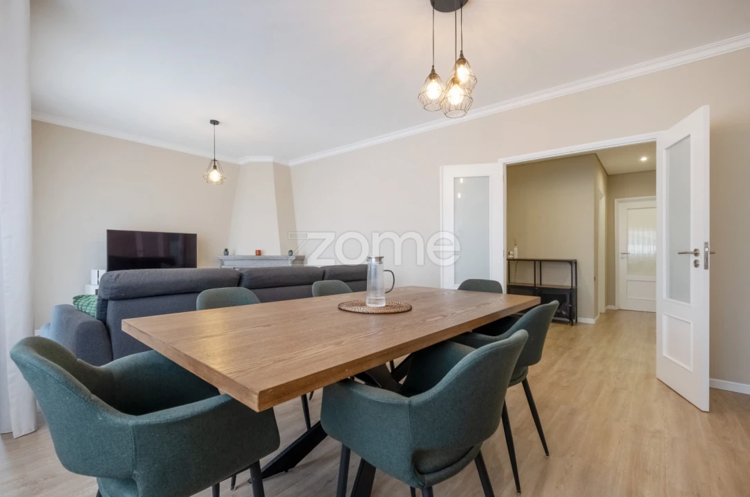 Apartamento T3 para Venda em Fânzeres e São Pedro da Cova Foto 11