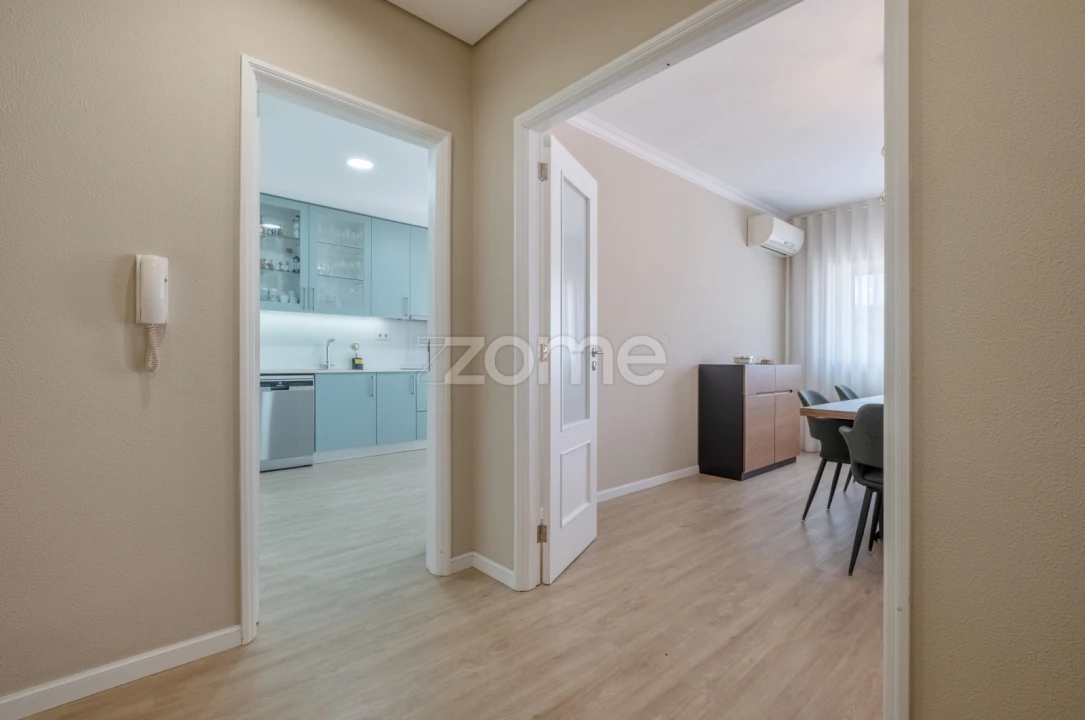 Apartamento T3 para Venda em Fânzeres e São Pedro da Cova Foto 12