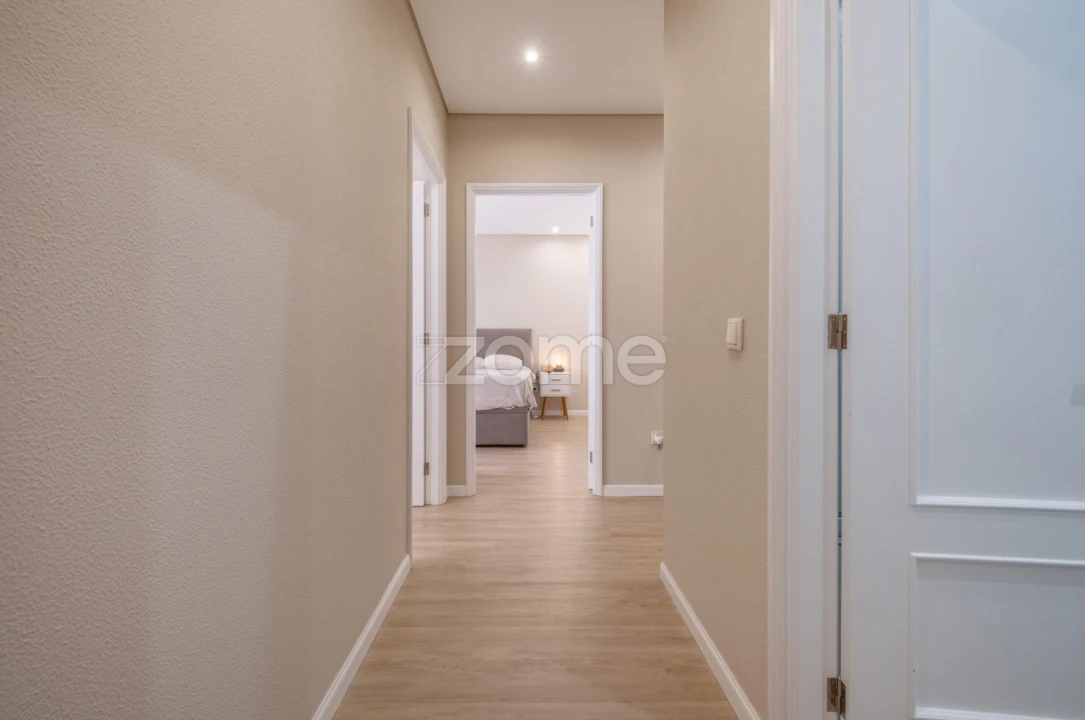 Apartamento T3 para Venda em Fânzeres e São Pedro da Cova Foto 32