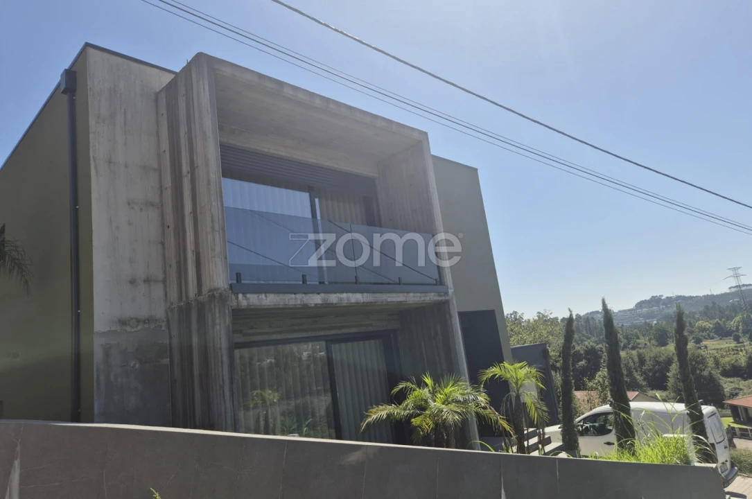Moradia T3 para Venda em Lanhas Foto 44