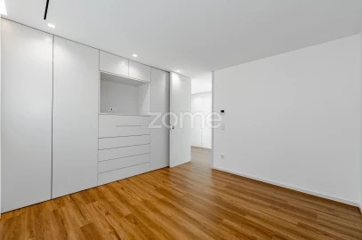 Moradia T3 para Venda em Lanhas