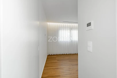 Moradia T3 para Venda em Lanhas