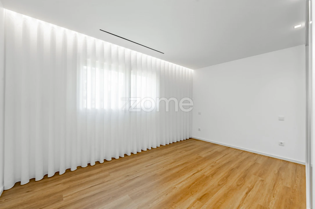 Moradia T3 para Venda em Lanhas Foto 37