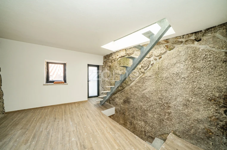 Moradia T4 para Venda em Cibões e Brufe Foto 27