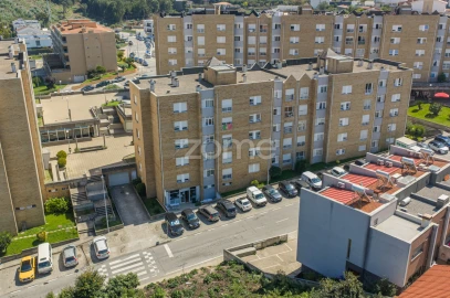 Apartamento T2 para Venda em Gondomar (São Cosme), Valbom e Jovim