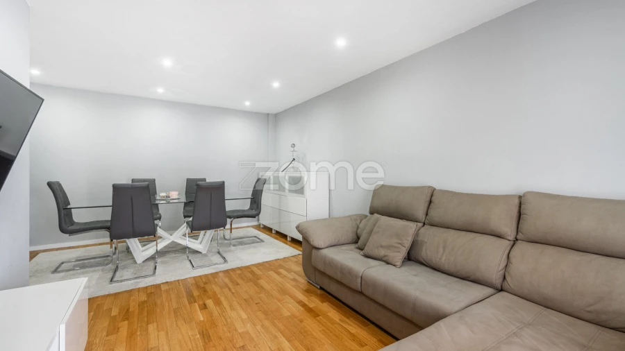 Apartamento T2 para Venda em Gondomar (São Cosme), Valbom e Jovim
