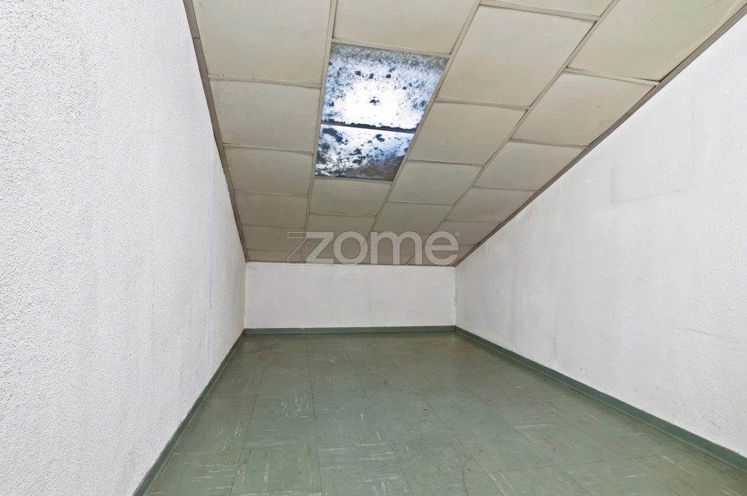 Apartamento T2 para Venda em Carnaxide e Queijas Foto 7