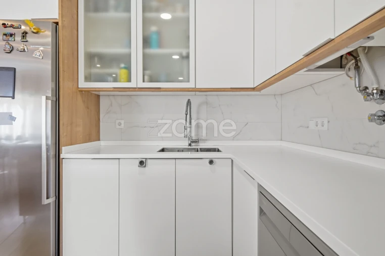 Apartamento T2 para Venda em Carnaxide e Queijas Foto 26