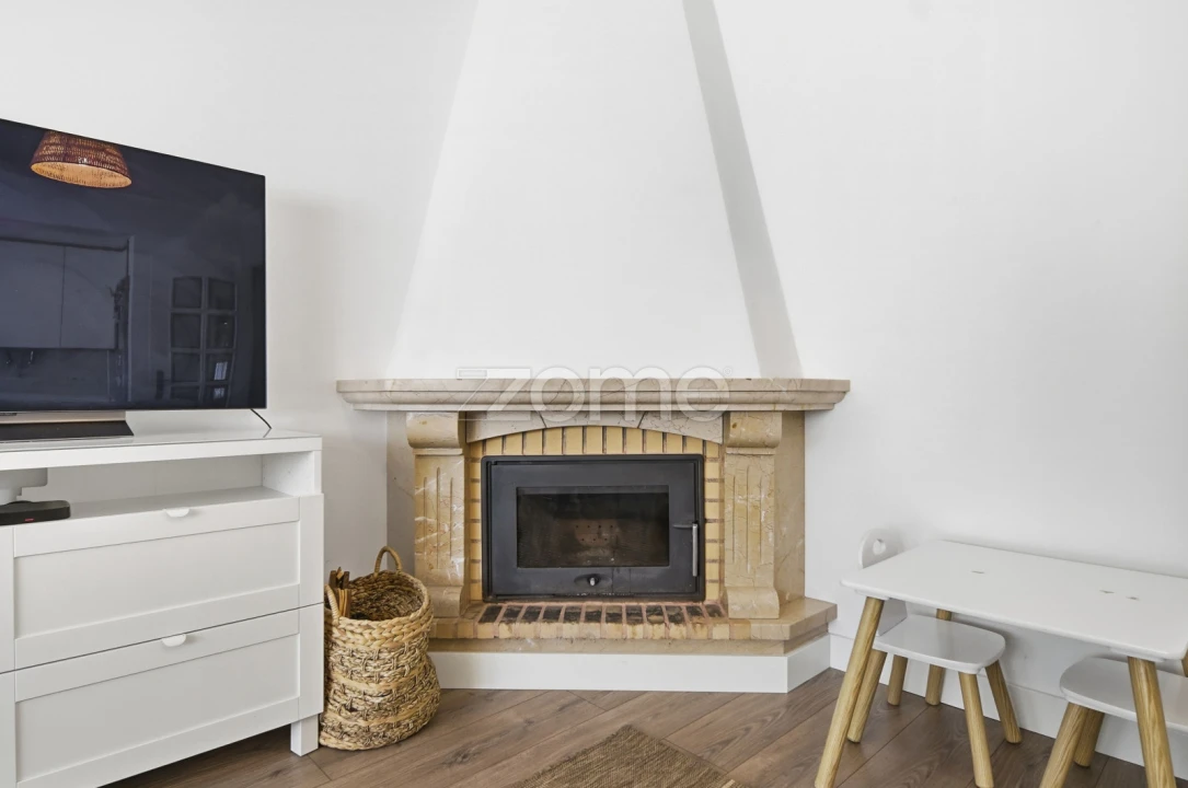 Apartamento T2 para Venda em Carnaxide e Queijas Foto 27