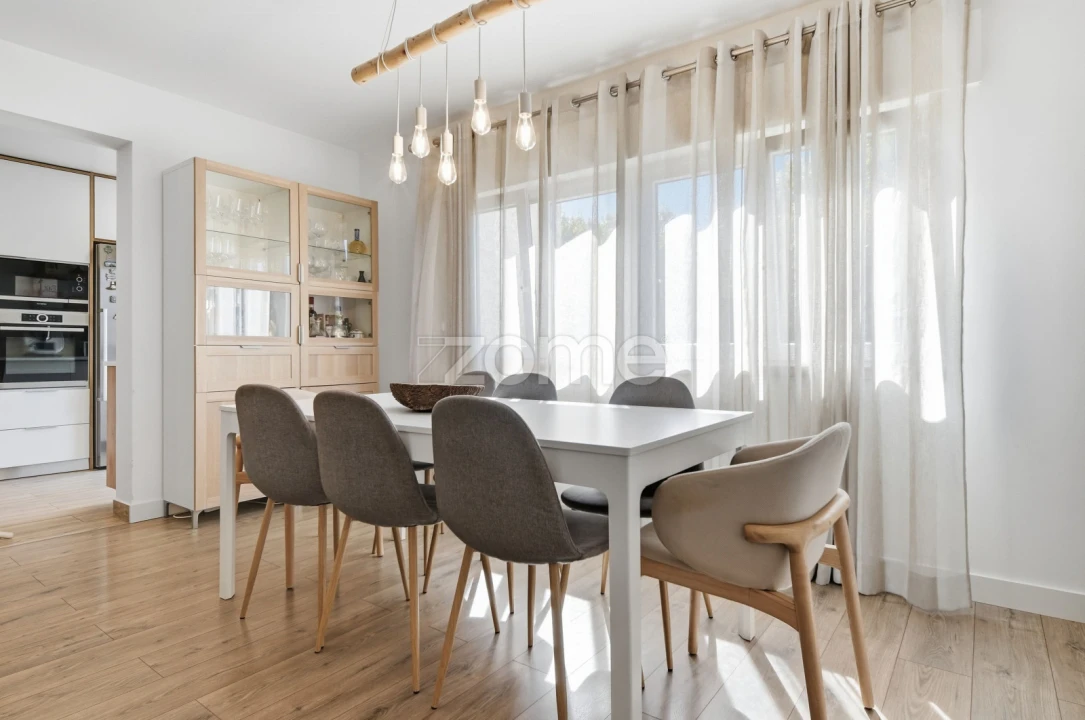 Apartamento T2 para Venda em Carnaxide e Queijas Foto 24