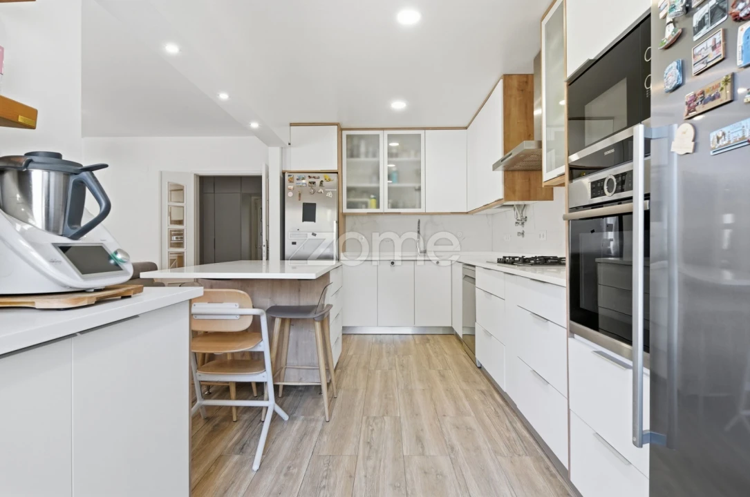 Apartamento T2 para Venda em Carnaxide e Queijas Foto 14
