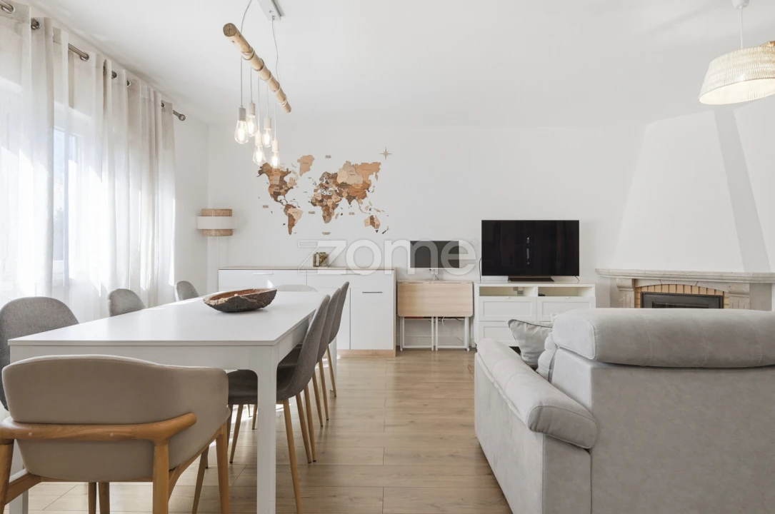 Apartamento T2 para Venda em Carnaxide e Queijas Foto 8