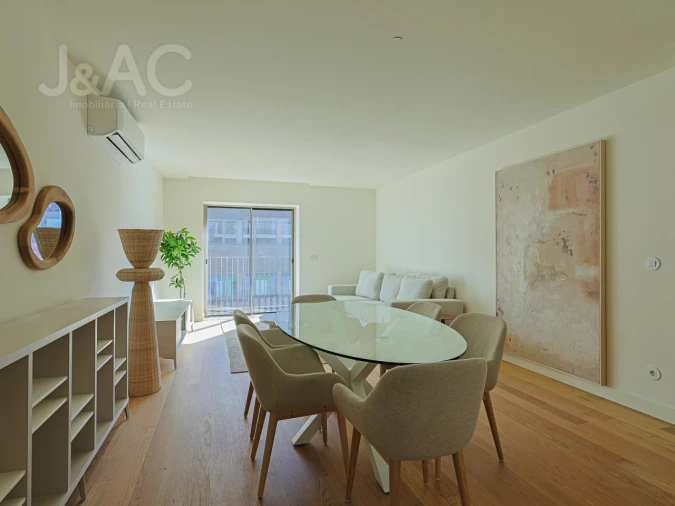 Apartamento T2 para Venda em Santo António Foto 2