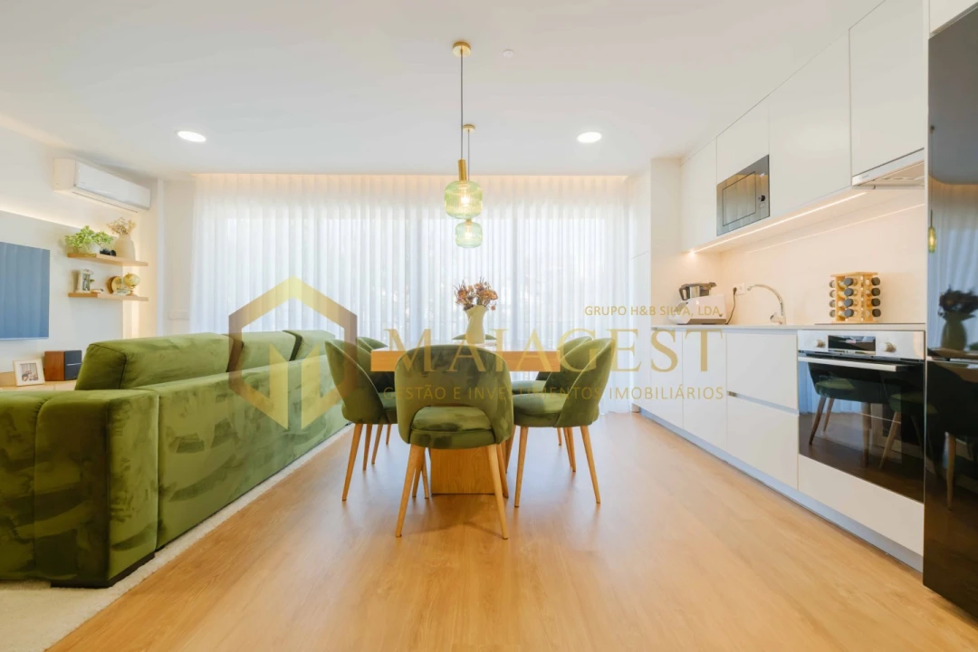 Apartamento T2 para Venda em Fânzeres e São Pedro da Cova Foto 1