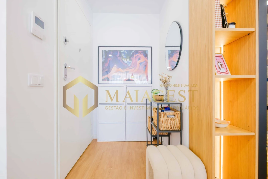 Apartamento T2 para Venda em Fânzeres e São Pedro da Cova Foto 4