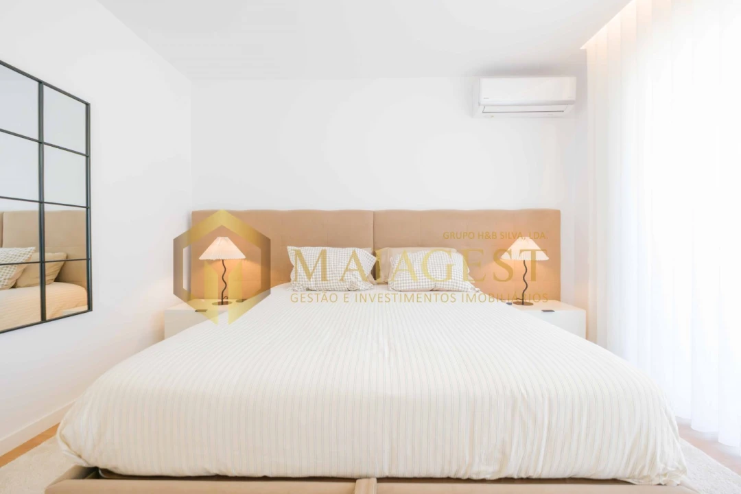 Apartamento T2 para Venda em Fânzeres e São Pedro da Cova Foto 5