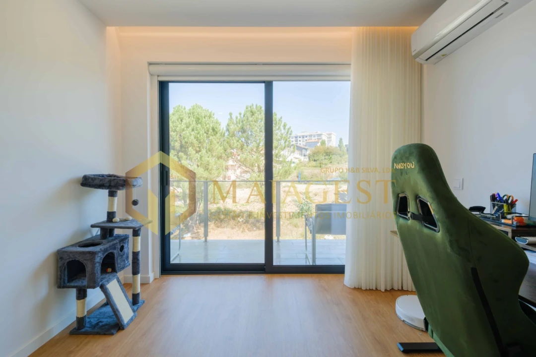 Apartamento T2 para Venda em Fânzeres e São Pedro da Cova Foto 56