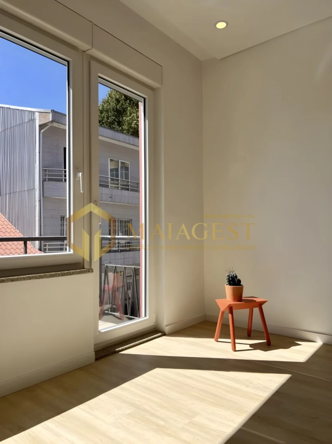 Apartamento T2 para Arrendamento em Campanhã Foto 16