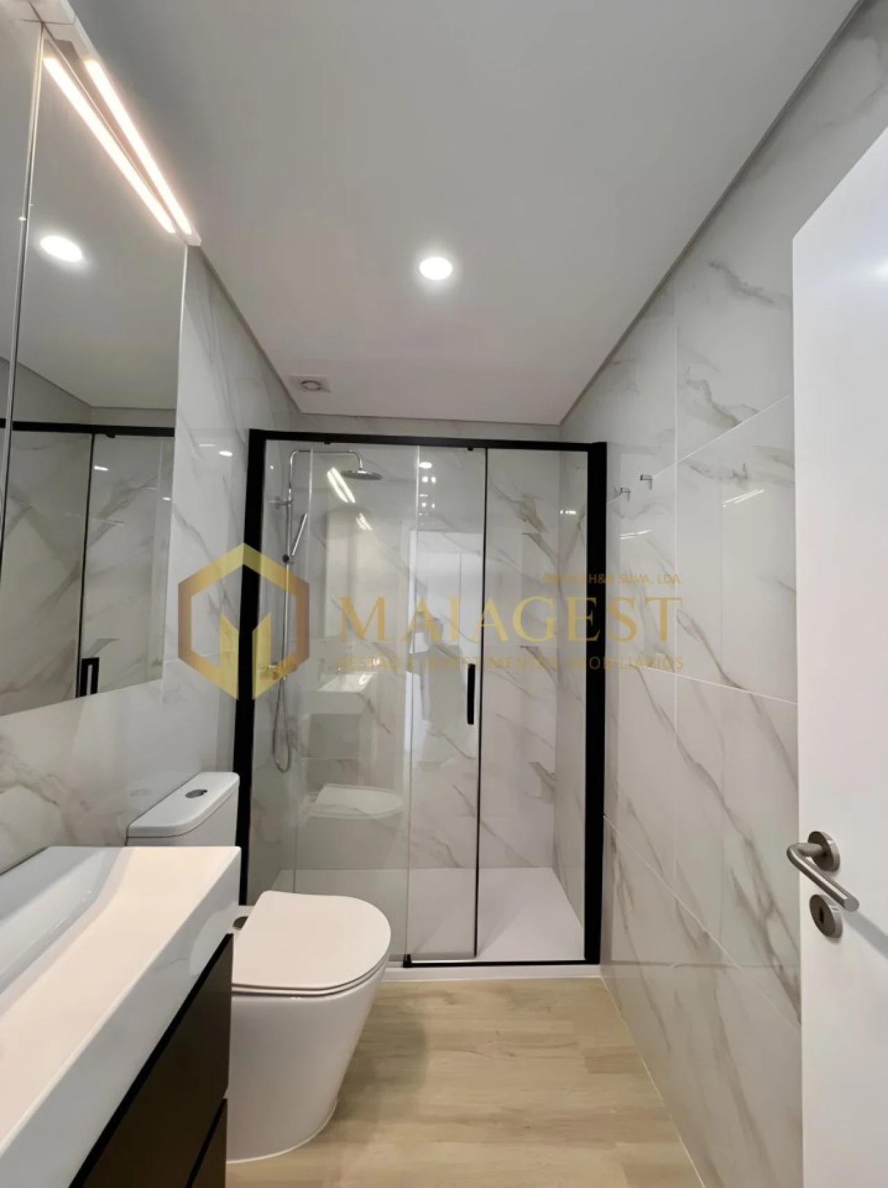 Apartamento T2 para Arrendamento em Campanhã Foto 32