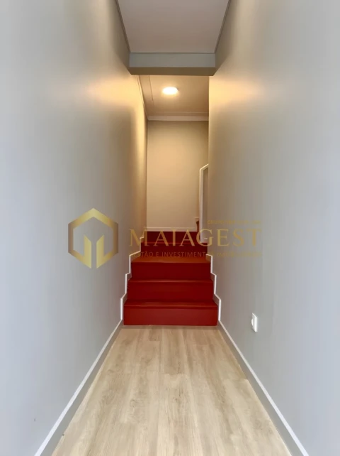 Apartamento T2 para Arrendamento em Campanhã