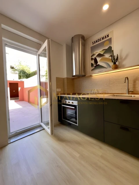 Apartamento T2 para Arrendamento em Campanhã