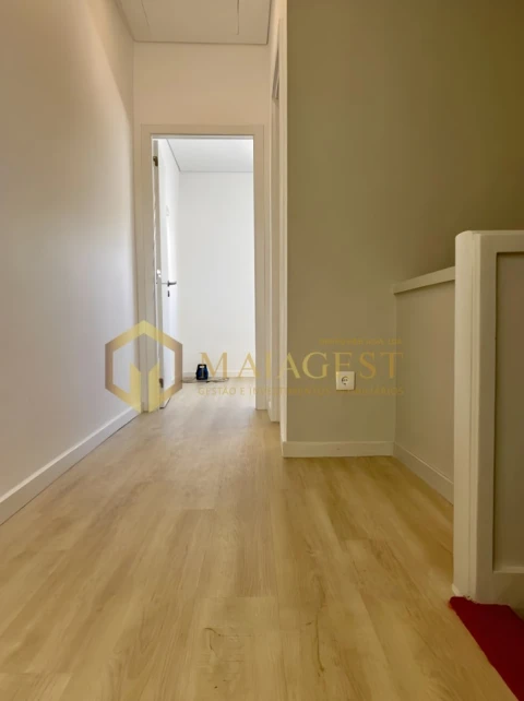 Apartamento T2 para Arrendamento em Campanhã