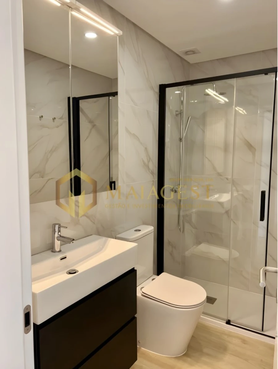 Apartamento T2 para Arrendamento em Campanhã Foto 31