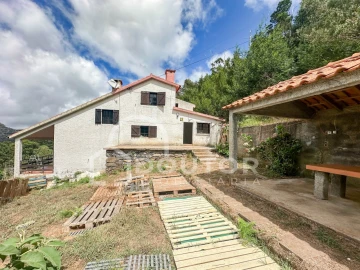 Moradia T2 para Venda em Camacha