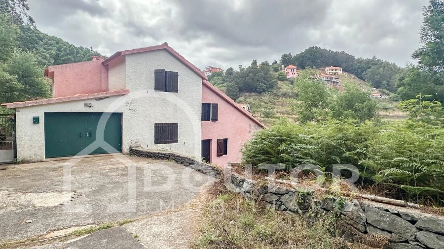 Moradia T2 para Venda em Camacha